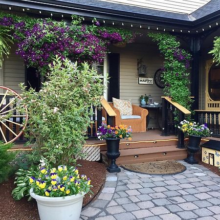 Serenity Ranch Bed & Breakfast Ancaster Dış mekan fotoğraf