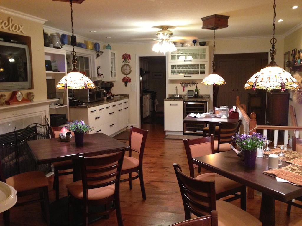 Serenity Ranch Bed & Breakfast Ancaster Dış mekan fotoğraf